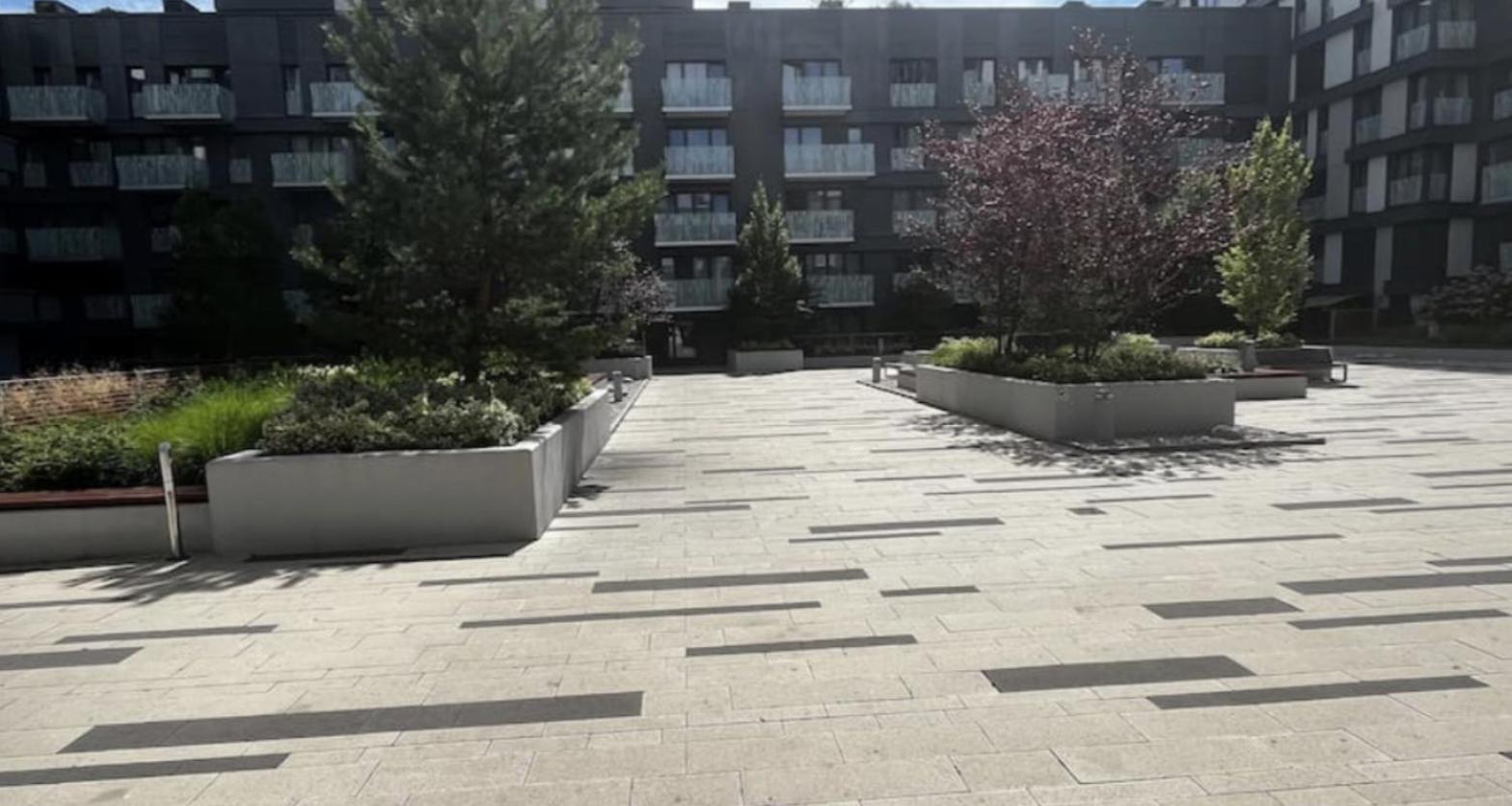 Garden Tower - Parking Apartment